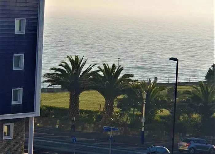 The Ellesmere Hotel Eastbourne